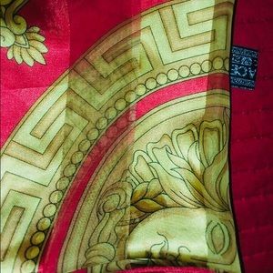 ❤️VERSACE CLASSIC V2 SCARF/MEDUSA FACE V2 SCARF🧡